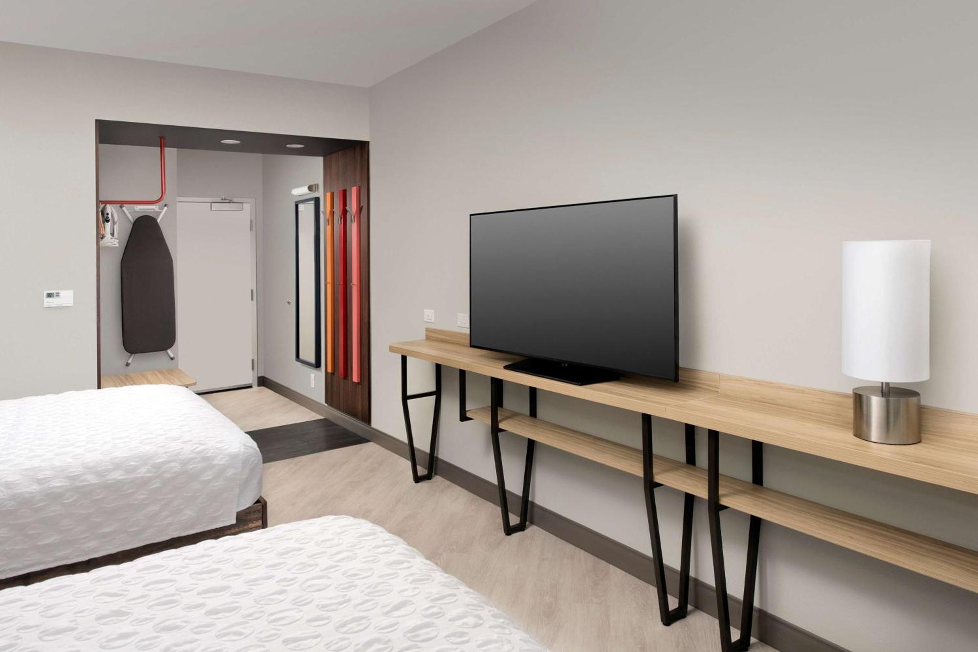 Tru By Hilton Mcdonough Hotel Exterior photo